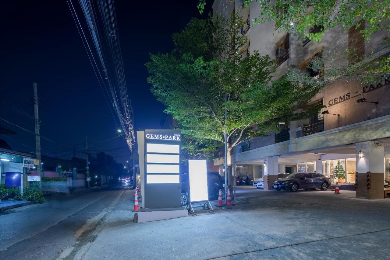 Gems Park Don Mueang Airport And Bts Hotel Bangkok Eksteriør billede